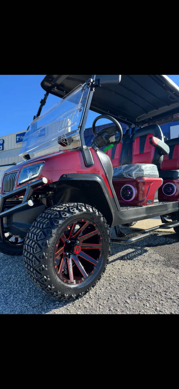 2025 Evolution Maverick 4 Plus - Image 3