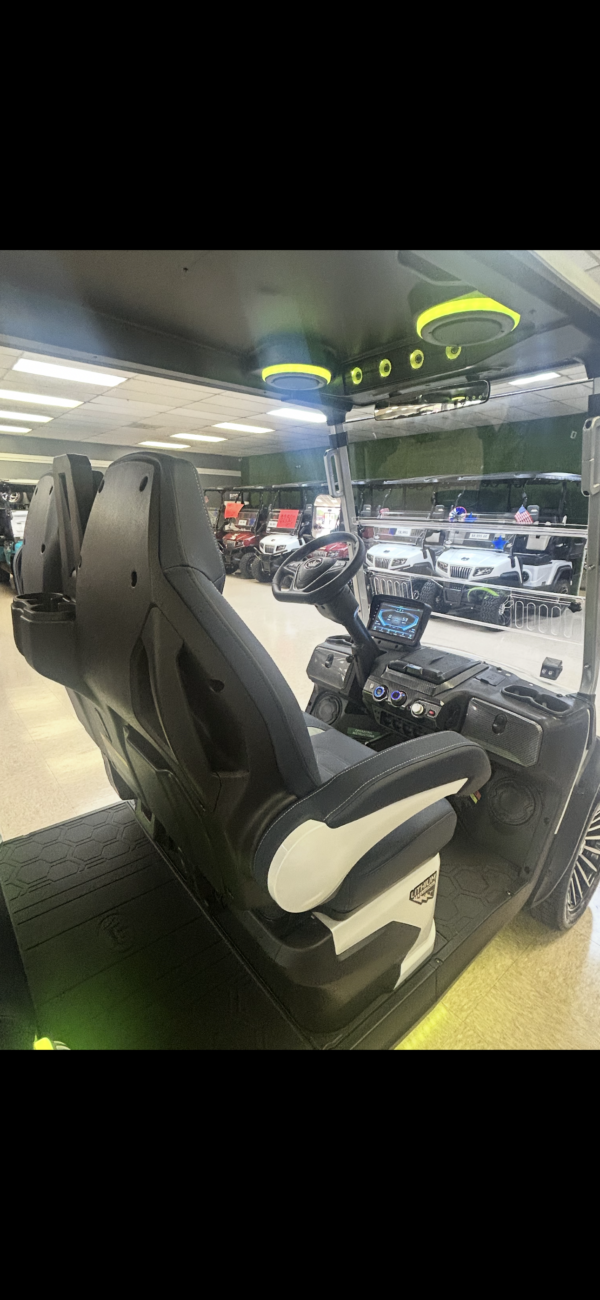 2025 Evolution D6 GT4 - Image 8